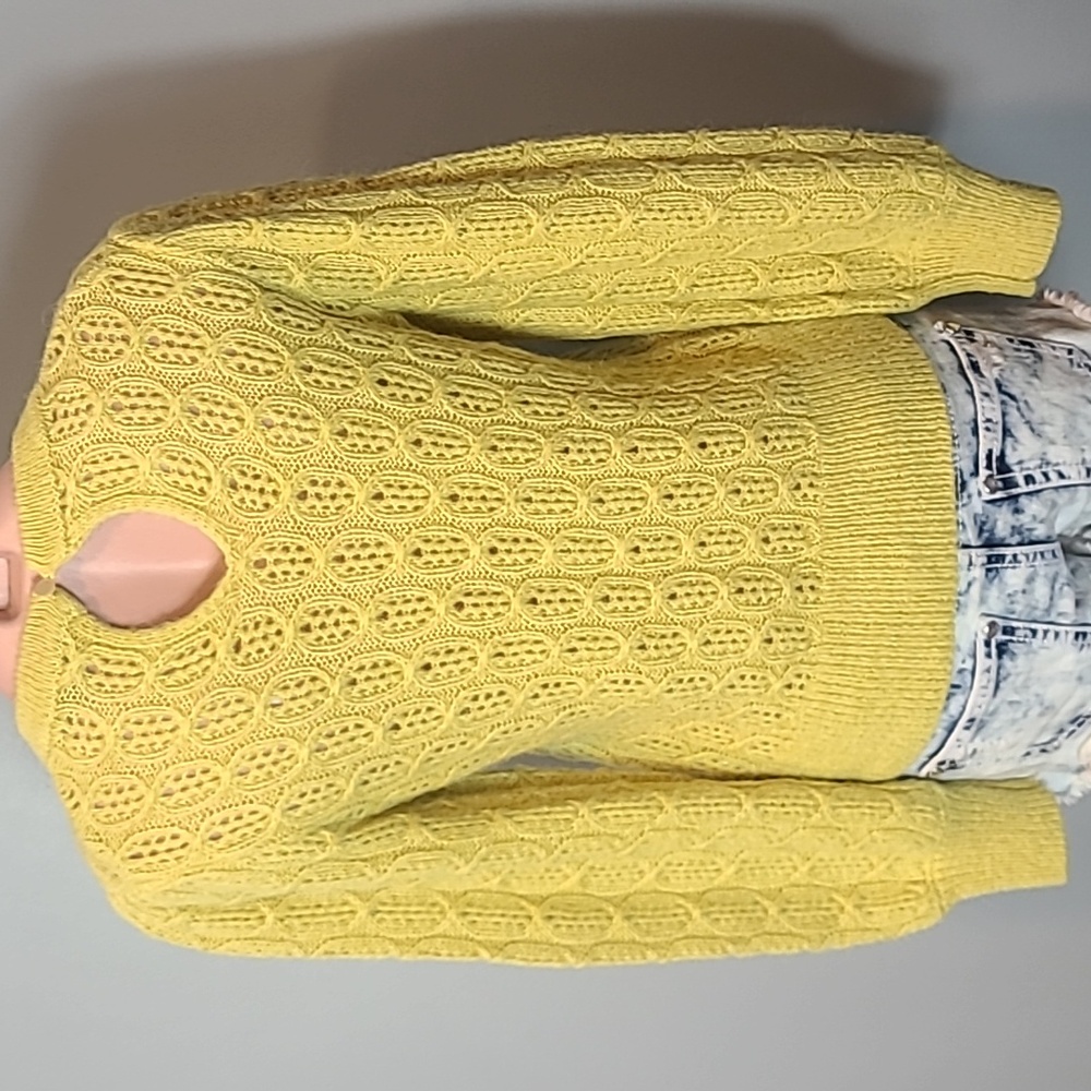 J Crew Sweater Comfy Luxury Preppy Size XS Chartreuse Yellow Heritage - Picture 6 of 9